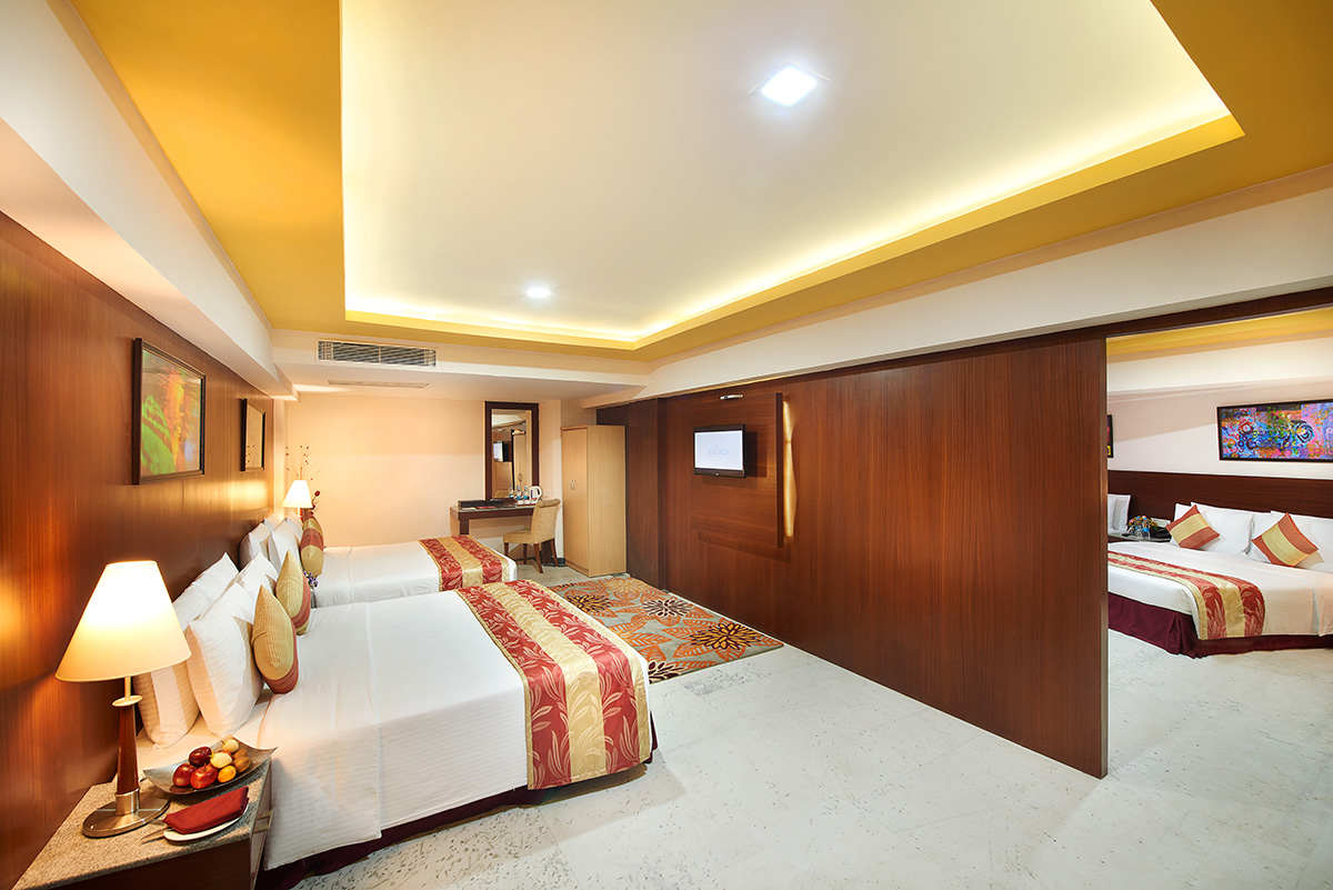 superior-two-bed-hotel-room